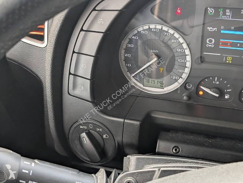 Cabeza tractora Iveco 460 GNL