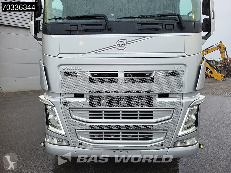 Tahač Volvo FH 460 4X2 Globe Alcoa's Leder