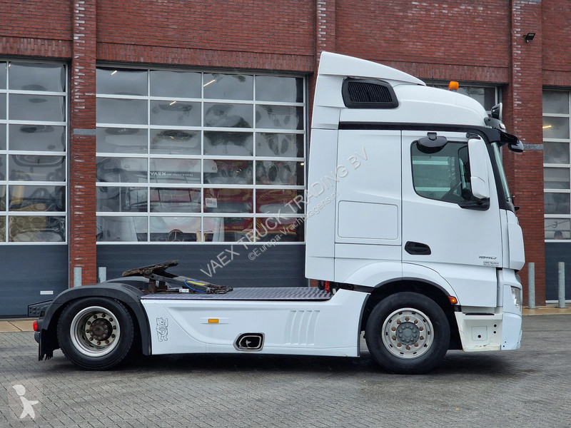 Tahač Mercedes 18.400 Streamspace 4x2 - Full...
