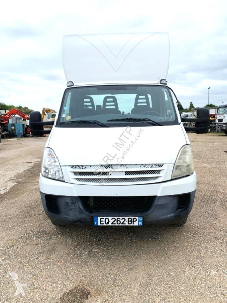 Furgoneta Iveco 35C18