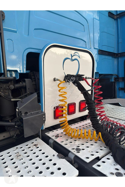Tahač Volvo 500 RETARDER // FULL AIR // TOP TRUCK