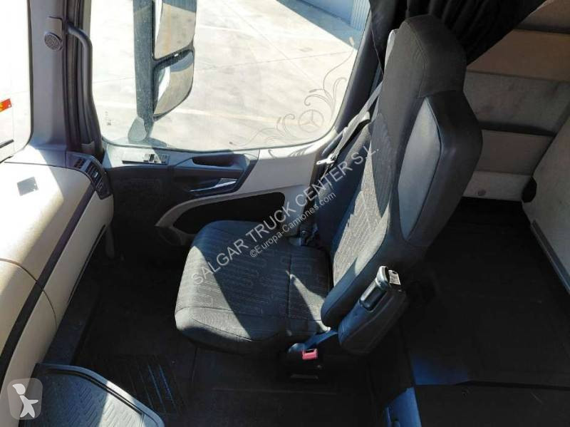 Nyergesvontató Mercedes 1848 L