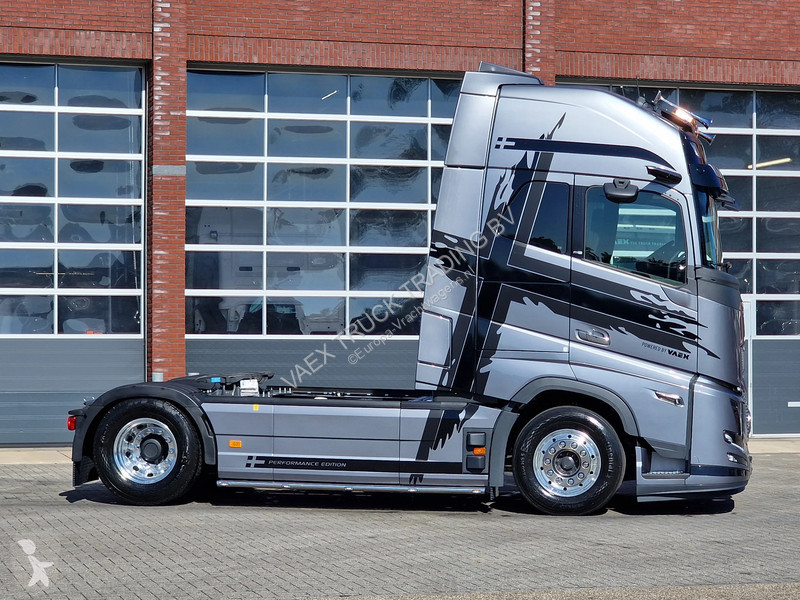 Nyergesvontató Volvo 16780 Globetrotter XL Aero...