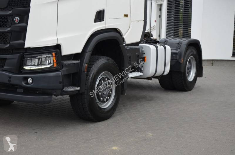 Tractor Scania 450