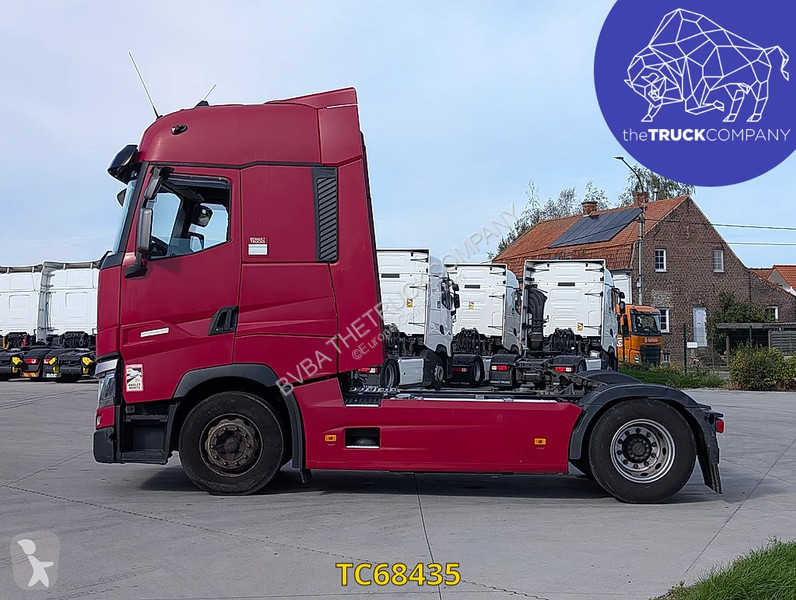 Nyergesvontató Renault T 480