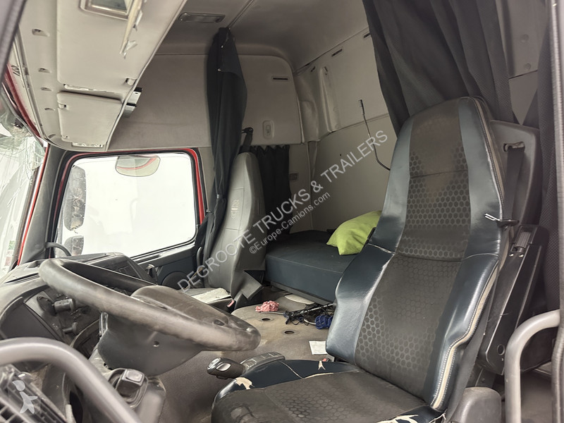 Cabeza tractora Volvo 450