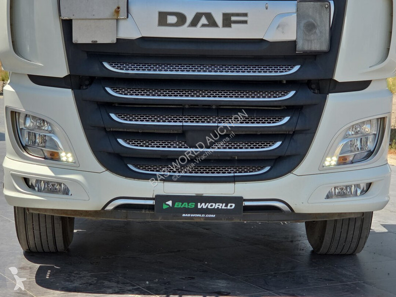 Nyergesvontató DAF 480