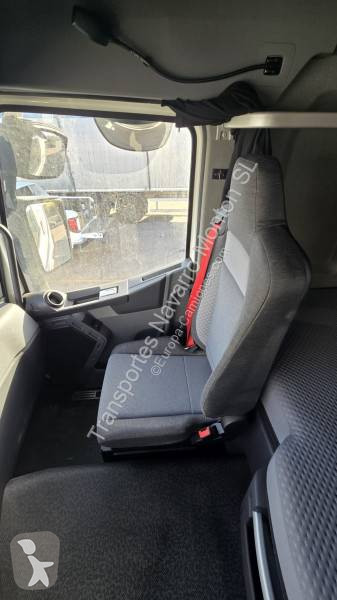 Nyergesvontató Renault 520 24.5 DTI 13