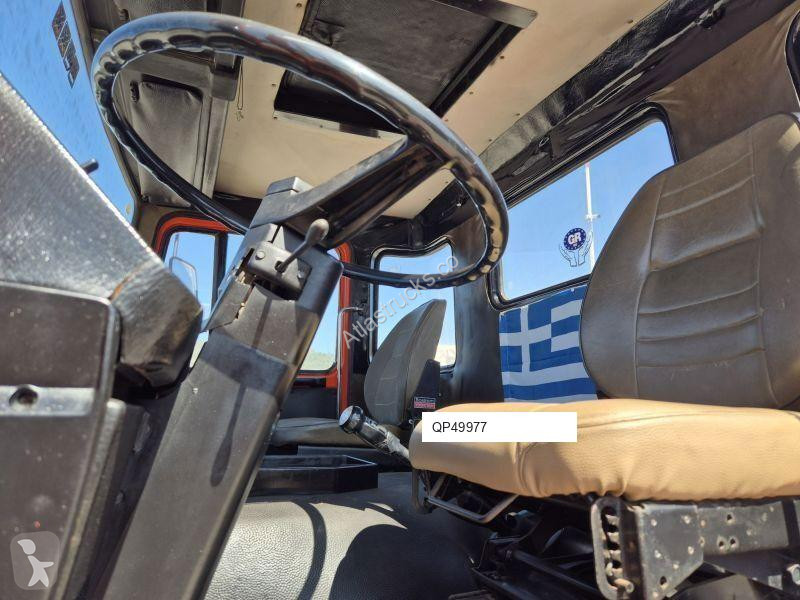 Tractor Scania 111