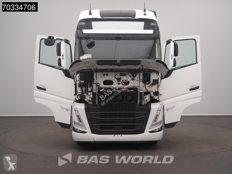 Tractor Volvo 500 4X2 XL 2x Tanks I-ParkCool...