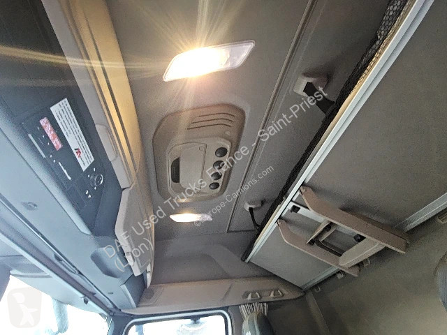 Nyergesvontató DAF n 480 FT 4X2