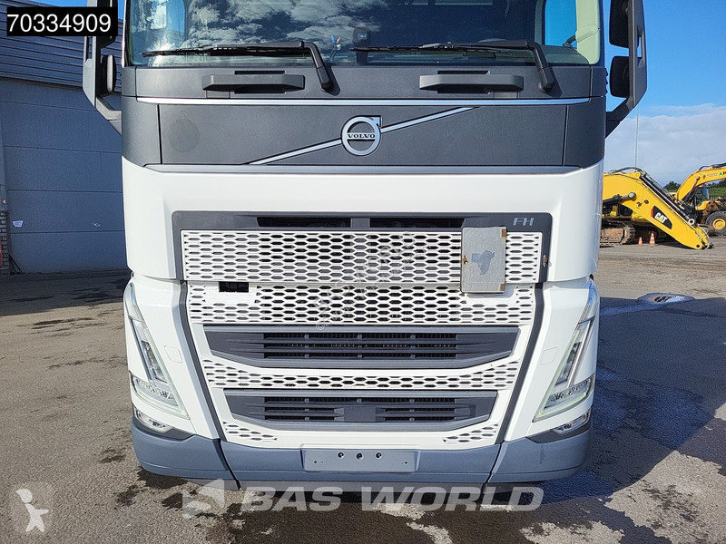 Nyergesvontató Volvo FH 460 4X2 Globe APK...
