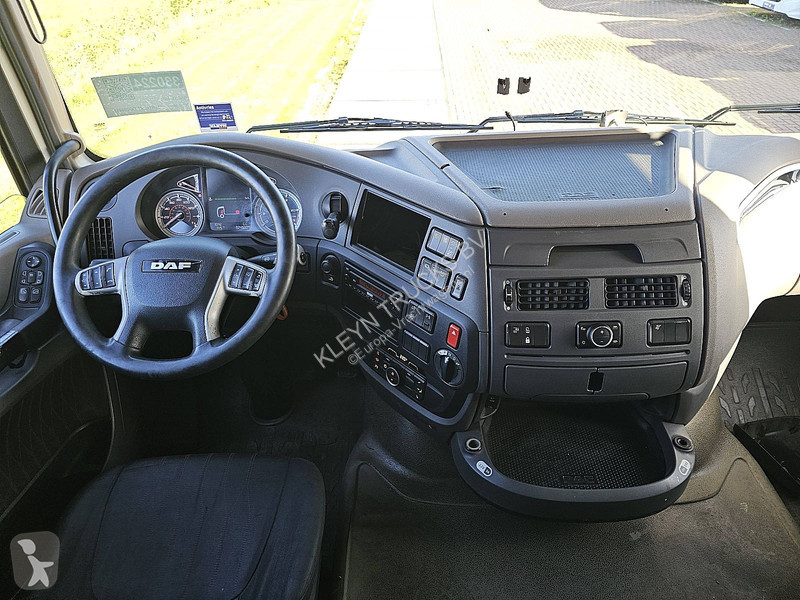 Nyergesvontató DAF 450