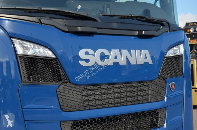 Ciągnik siodłowy Scania 460