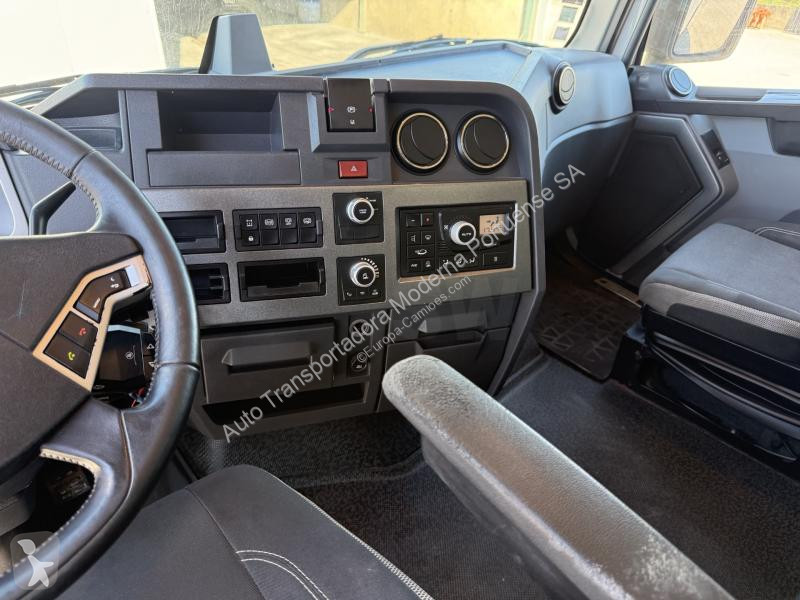 Tractor Renault 520 Gamme