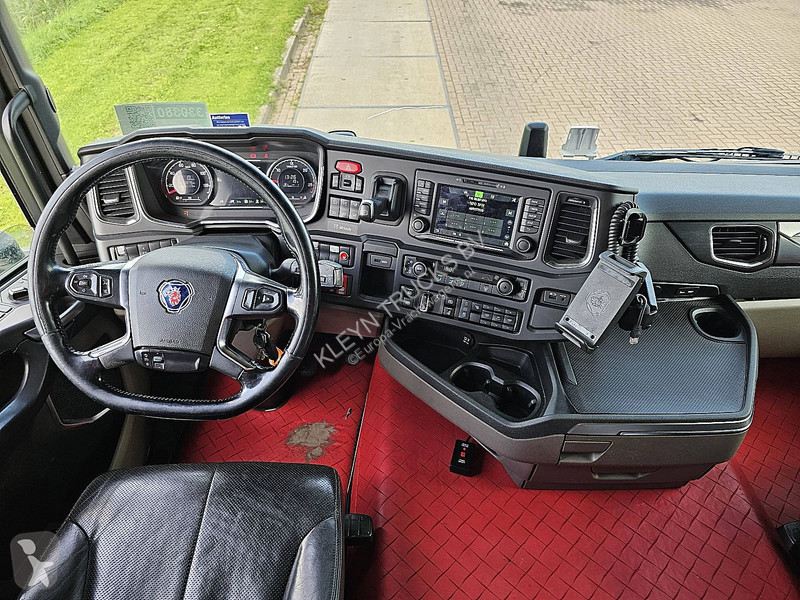 Тягач Scania 6x2/4 NB