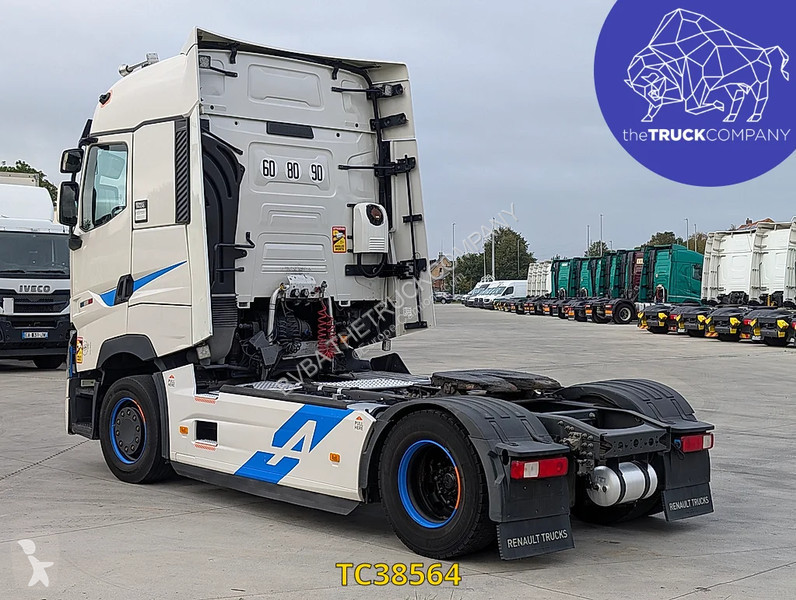 Cap tractor Renault T 520 “Alpine”