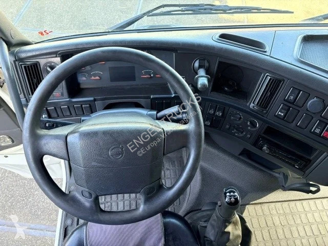 Cap tractor Volvo GLOBETROTTER (D13 ENGINE)...