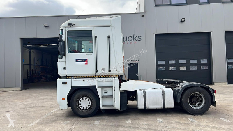 Cap tractor Renault MAGNUM 460 (AIRCO / BONNE...