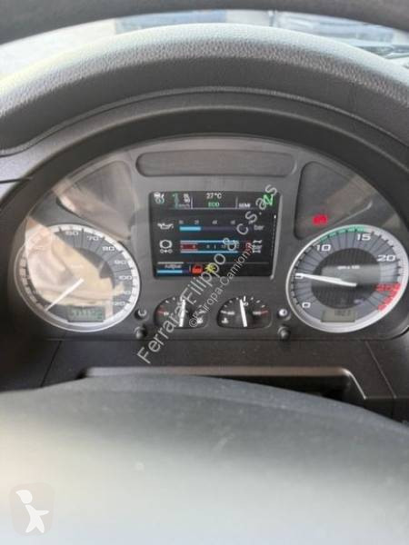 Cap tractor Iveco 510