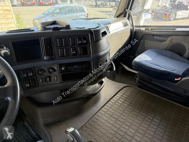 Tratores Volvo 400