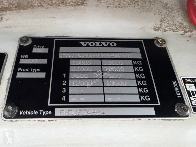 Тягач Volvo 460