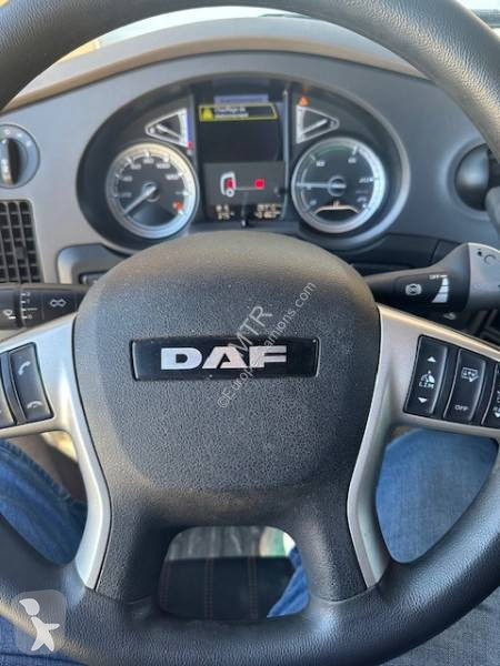 Тягач DAF 530