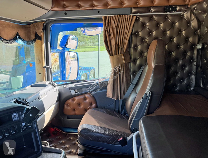 Тягач Scania R520 V8 EURO 6 KING FU AIR...