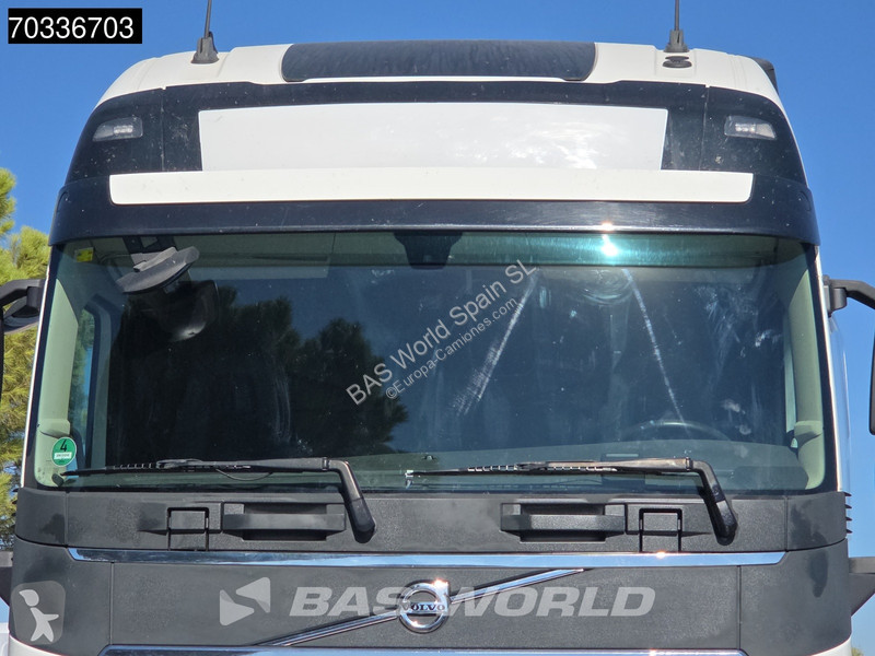 Тягач Volvo 500  4X2 XL 2xTanks Xenon ACC