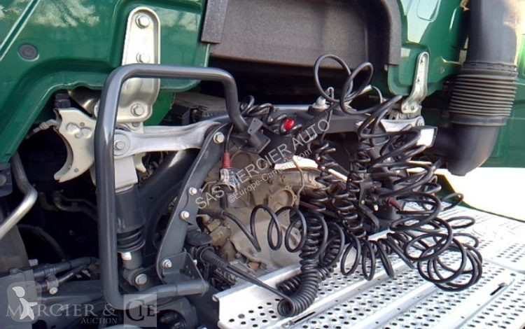 Traktor Mercedes