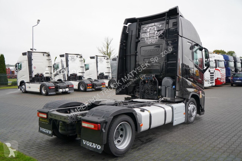 Тягач Volvo FH 500