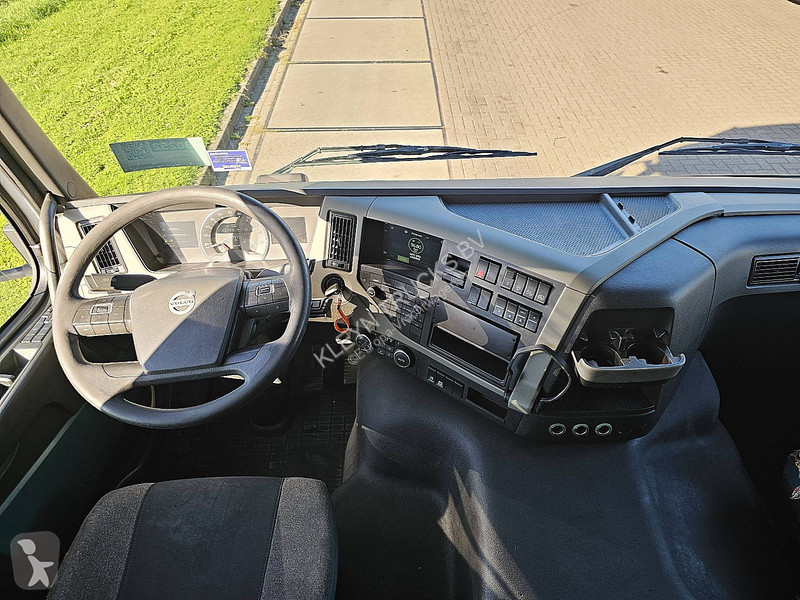 Тягач Volvo 450 450 Skirts Airco