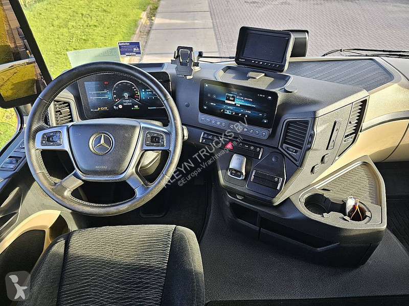Ciągnik siodłowy Mercedes ACTROS 2553 6x2*4