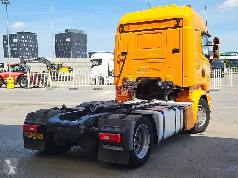 Traktor Scania 410