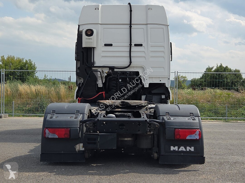 Traktor MAN 18.460