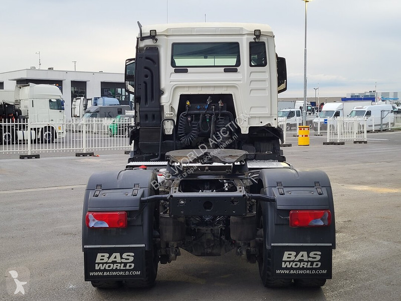 Traktor MAN 18.470