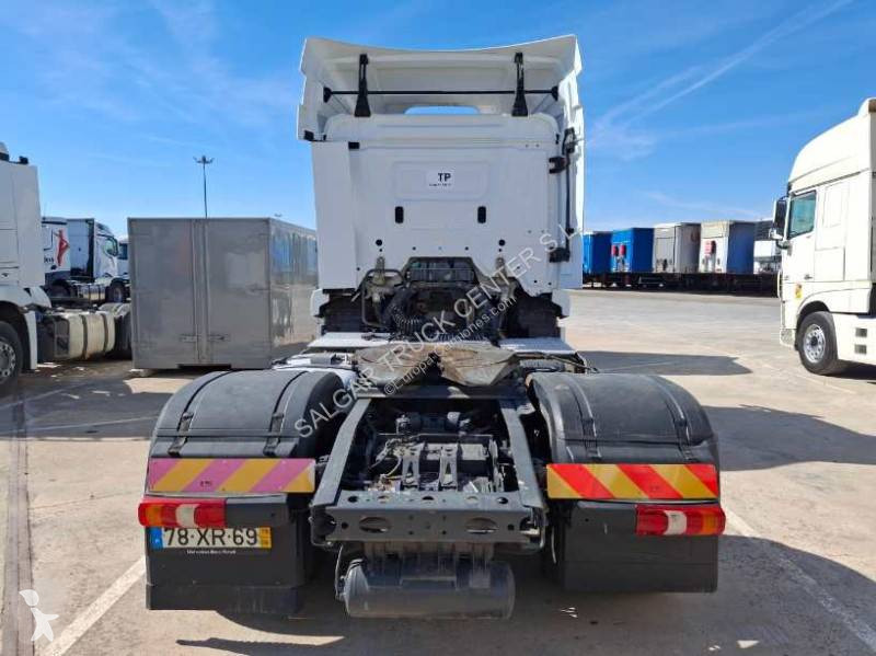 Cabeza tractora Mercedes 1843 LS
