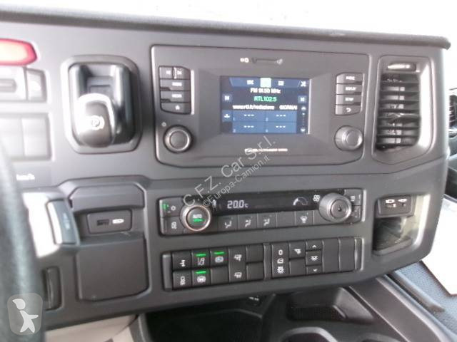 Cabeza tractora Scania 460