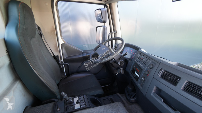 Traktor Volvo FL260 DAYCABIN TERMINAL TRACTOR...