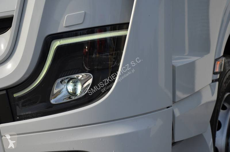 جرار Mercedes
