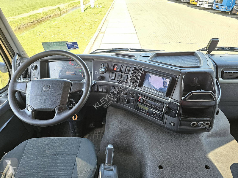 Влекач Volvo 13500 EEV 10X4 HEAVY DUTY