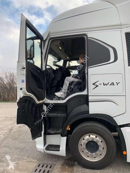 Trekker Iveco AS440S51T/P