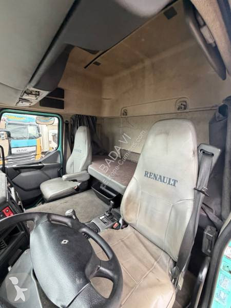 Renault 420 DCI tractor unit