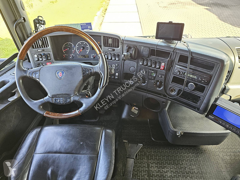 Scania 560 V8 6X2 tractor unit