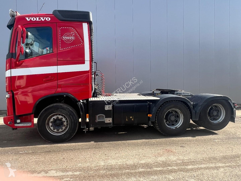 Tahač Volvo 6X4 EURO 6 + LIFTING AXLE
