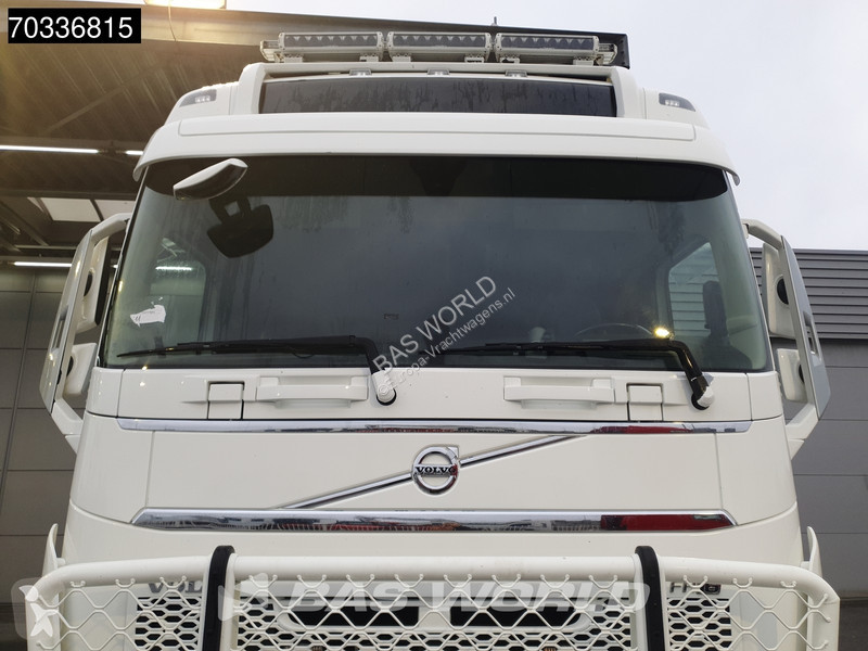 Volvo 750 6X2 Retarder Full-Air 2x Tanks...