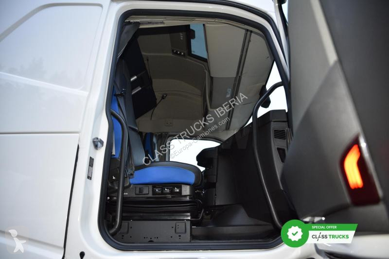 Volvo 500 Globetrotter XL tractor unit