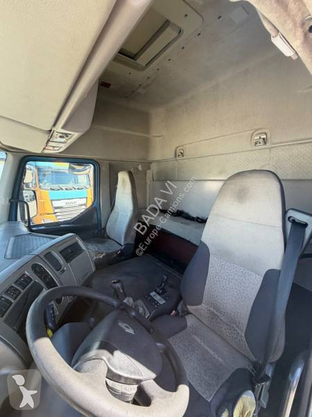 Renault 450 DXI tractor unit
