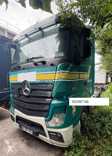 Mercedes 1845 tractor unit