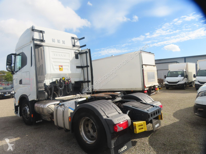 Iveco S-Way 490 Intarder FZ.4 tractor unit
